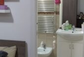 camera con bagno in appartamento ristrutturato