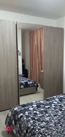 camera con bagno in appartamento ristrutturato