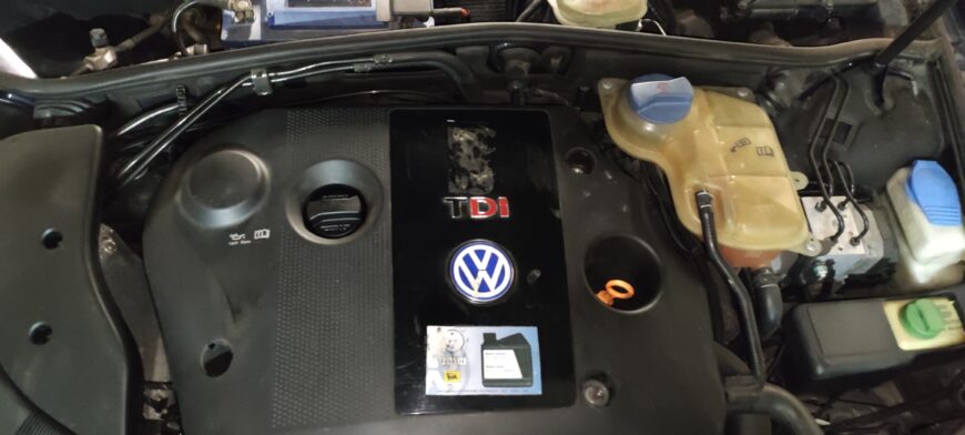 Vendesi Volkswagen Passat 1.9 TDI